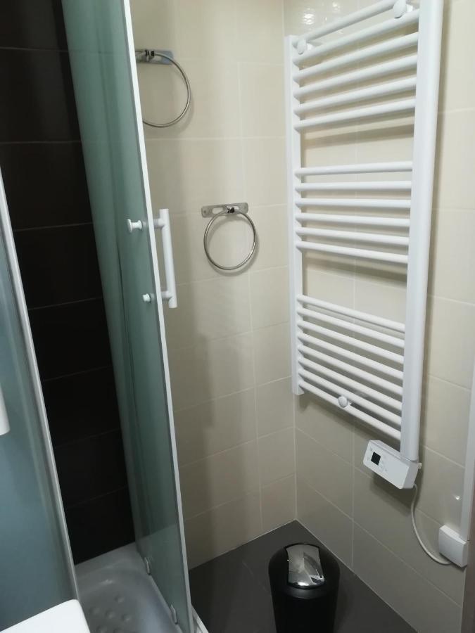 Studio cabine VUE PORT avec piscine, parc, boulodrome et parking privé Agde Esterno foto
